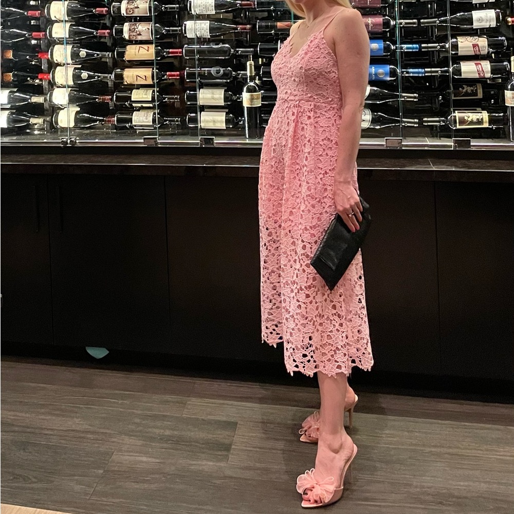 ASTR THE LABEL Lace Midi Dress pink perfect - Picture 3 of 8